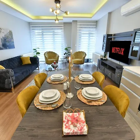 Star 11 Apartment *