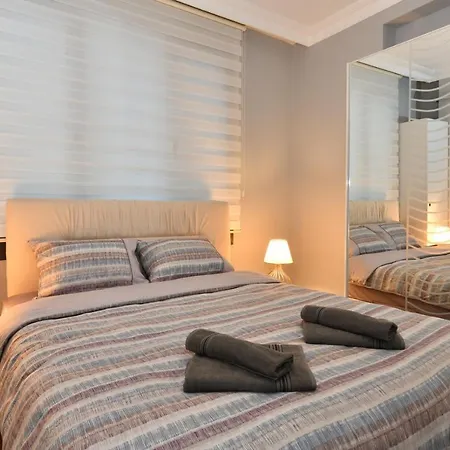 Star 11 * Istanbul